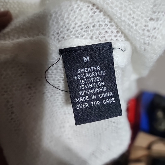 Ab Studio White Wool/ Mohair Blend Cardugan- Medium - Picture 5 of 6